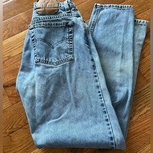 Vintage 90s Levi's Classic Blue Denim with Red Tag Tapered Leg Relaxed Fit
